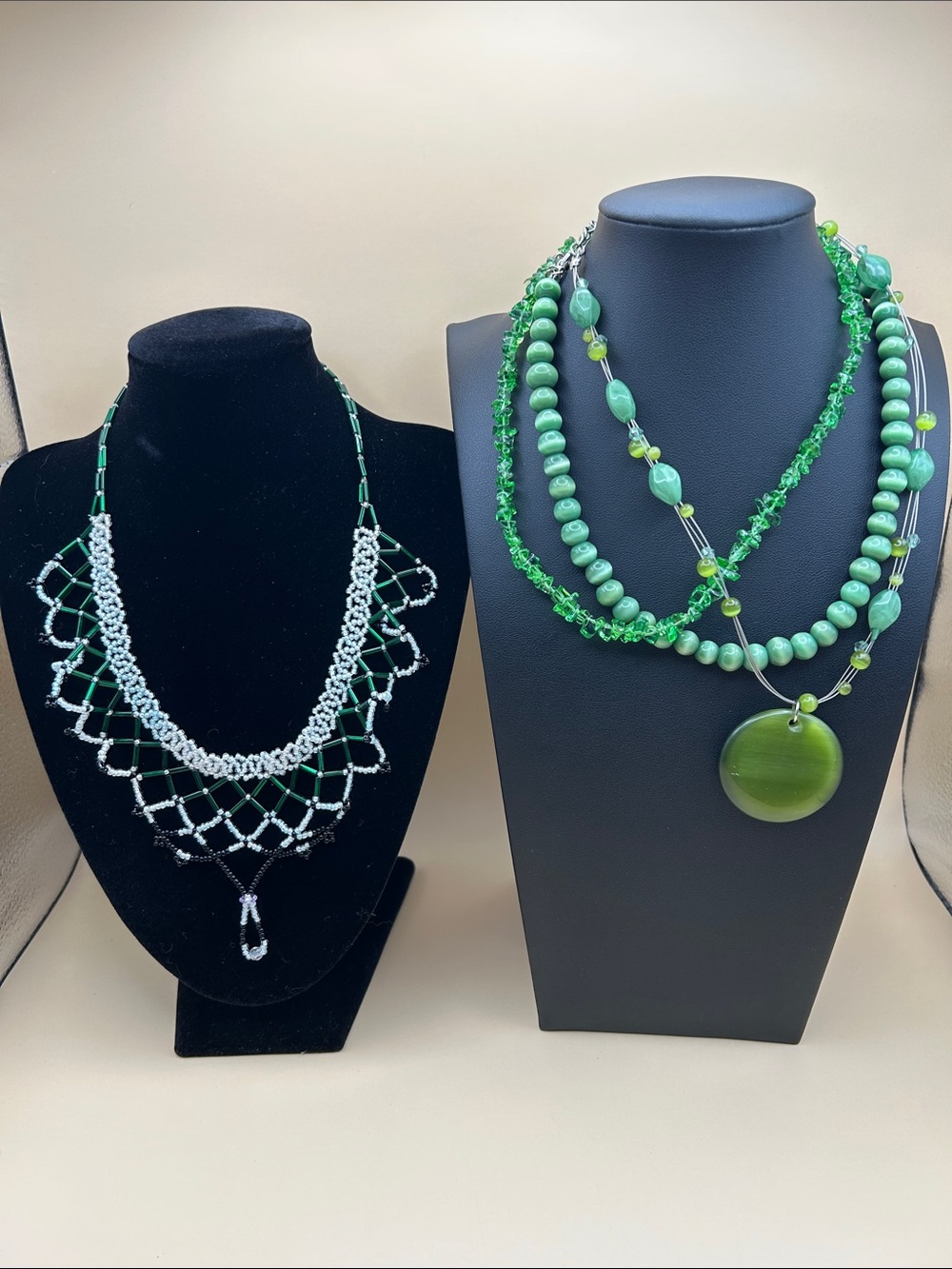Green themed necklace bundle. 4 necklaces made of glass, beads, stone, acrylic
